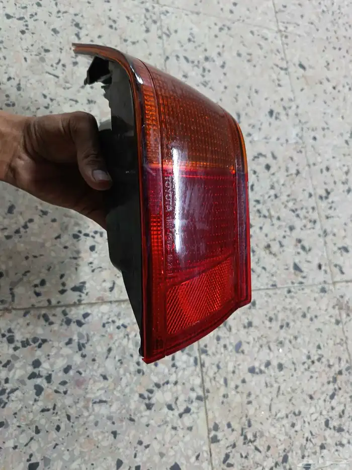 قطع غيار السيارات تويوتا كامري موديل 1998 الى2002 5