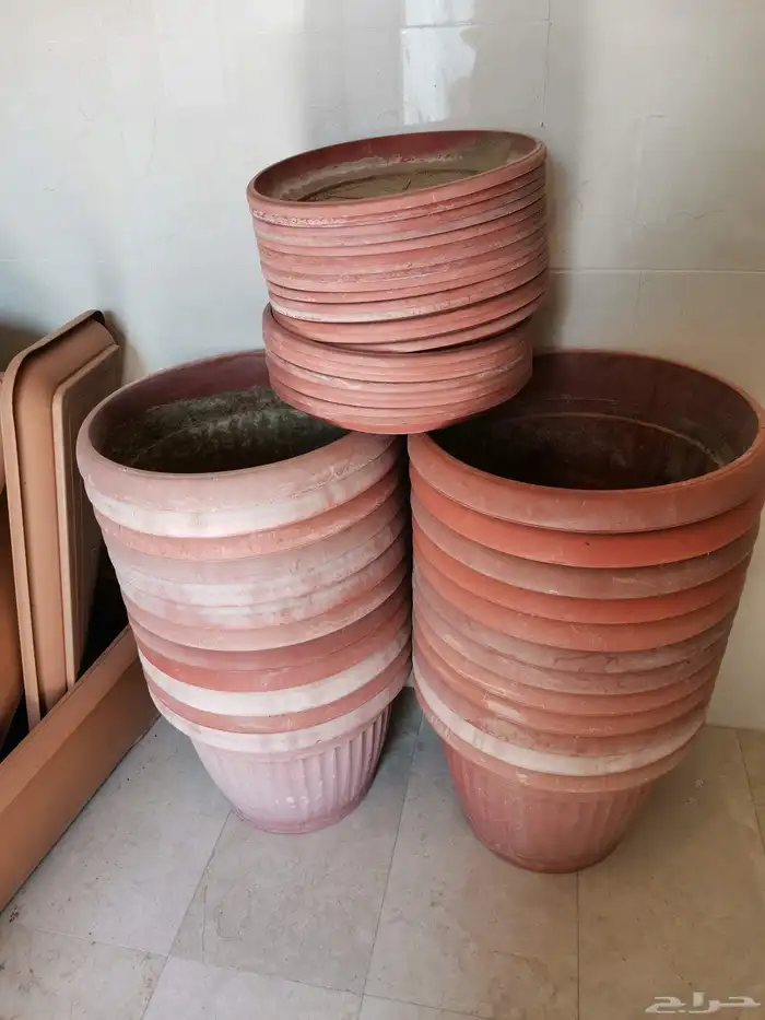 أحواض زراعه عدد 24 حوض صغير 2 كبير 0