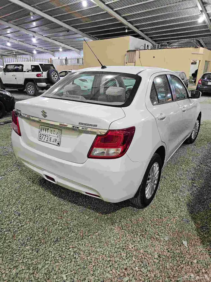 للبيع مجموعة سيارات سوزوكي ديزاير 2024 السعر 31 5