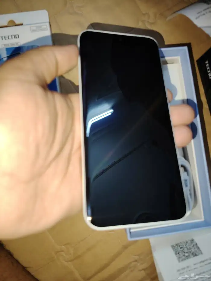 جوال تكنو جديد لم يستخدم عليه ضمان مكتبه جرير سنه 4