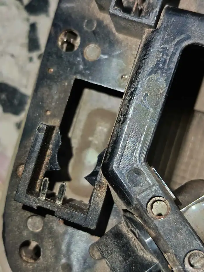 قطع غيار هونداي النترا 8