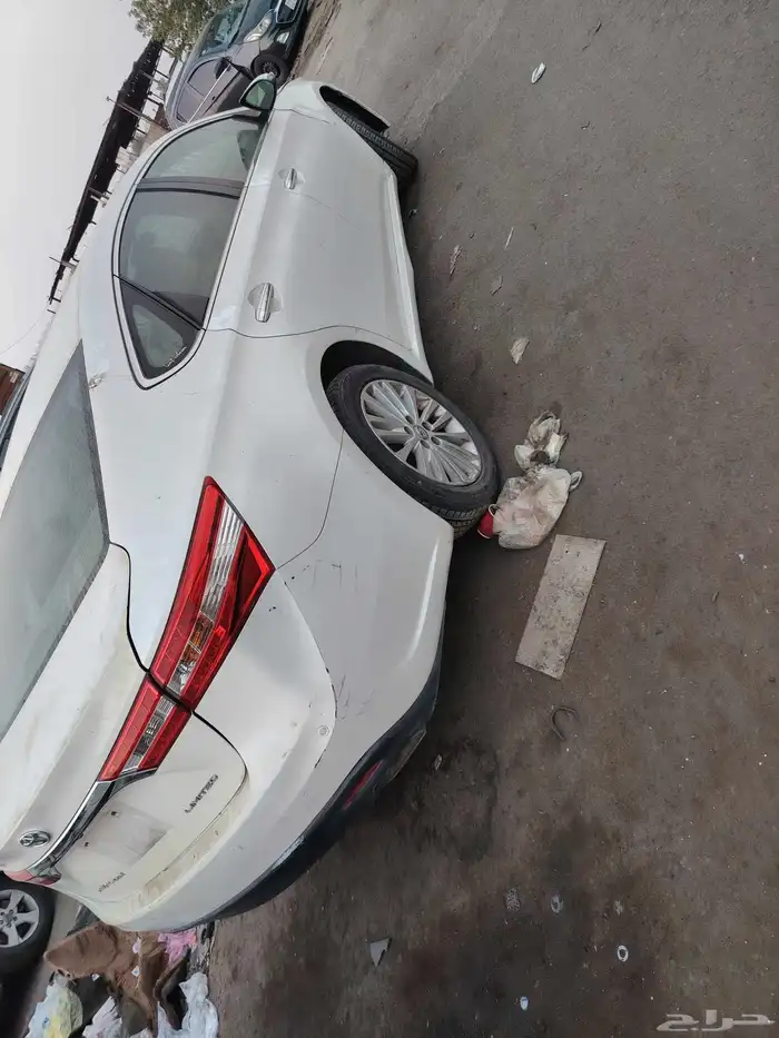 تويوتا افالون 2015 للبيع قطع غيار فقط 0