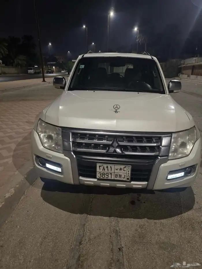 باجيرو فل كامل 3500 موديل 2016 ماشي 261 ألف 5