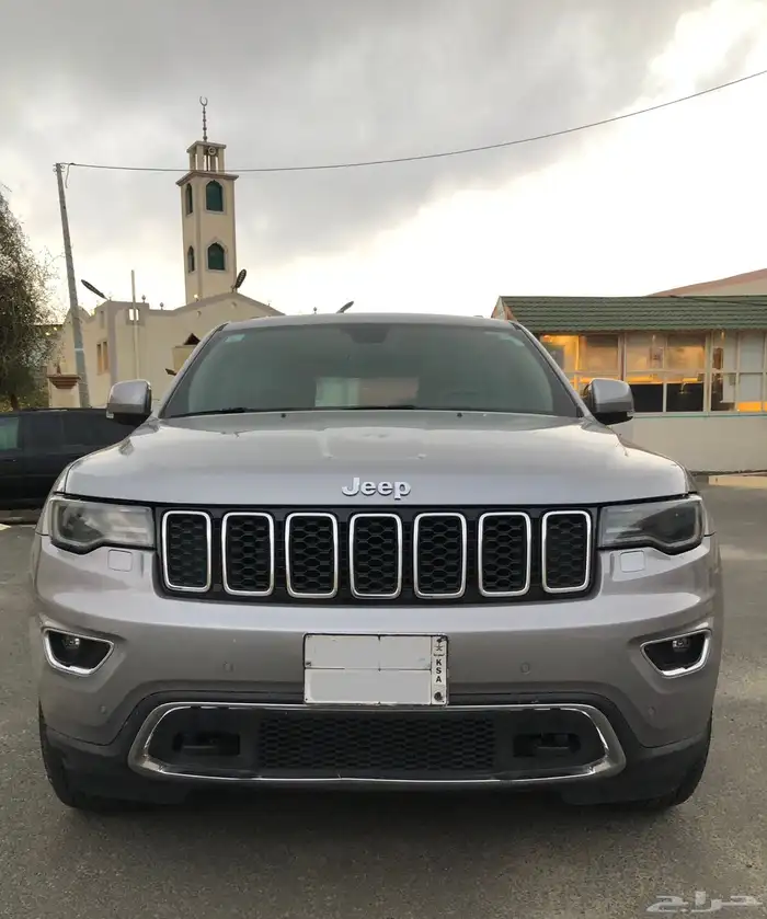 جراند شيروكي ليمتيد 2018 فل كامل ممشي قليل وكاله 1