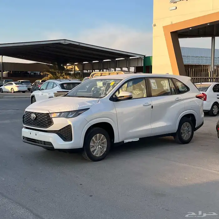 تويوتا انوفا GL 2.0 موديل 2025 2