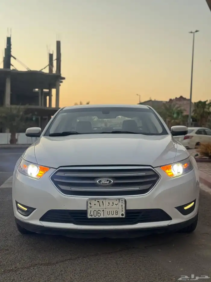 فورد توروس 2013 سعودي SEL للبيع 3