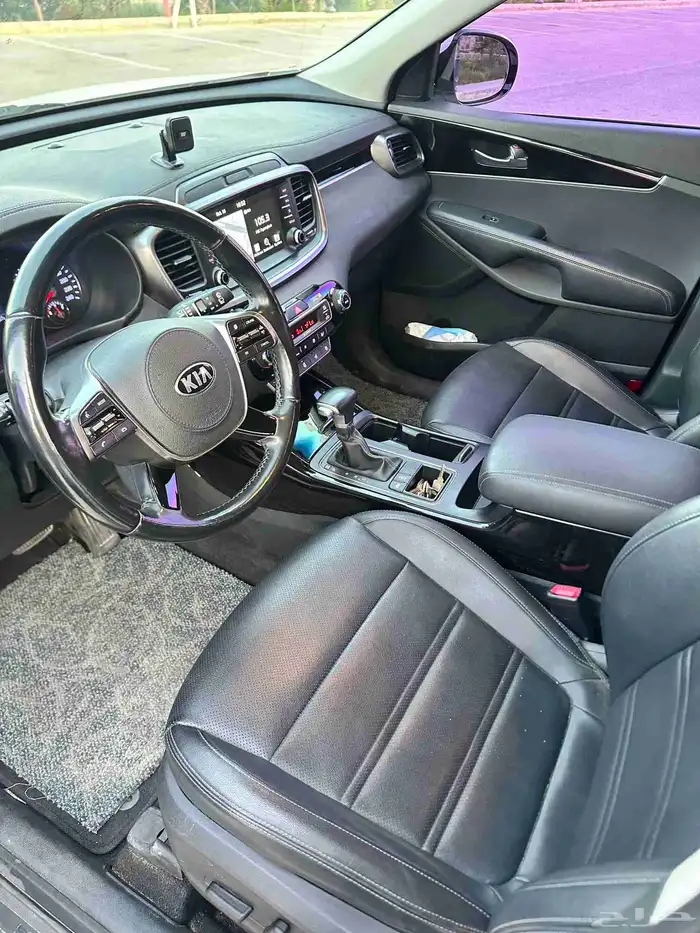 النوع   كيا سورنتو ديزل بحالة الوكاله 7 مقاعد وارد كوريا ال 6