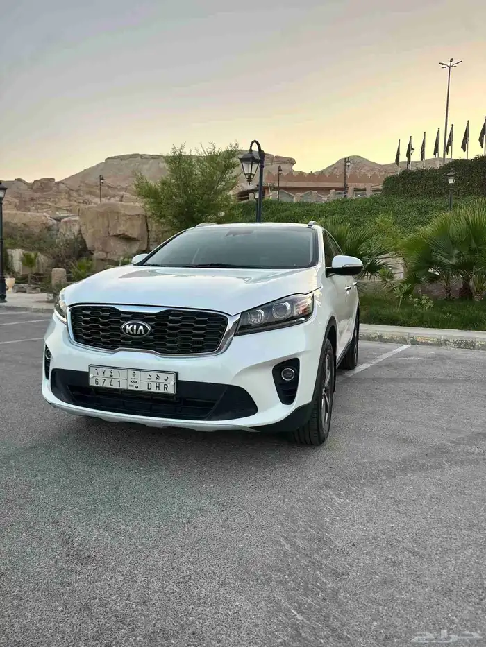 النوع   كيا سورنتو ديزل بحالة الوكاله 7 مقاعد وارد كوريا ال 1