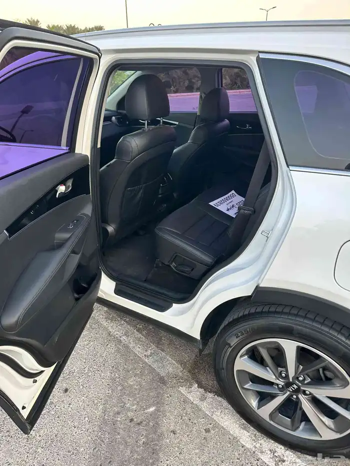 النوع   كيا سورنتو ديزل بحالة الوكاله 7 مقاعد وارد كوريا ال 4