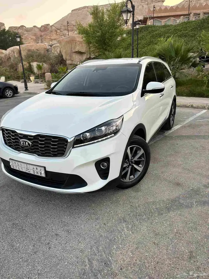 النوع   كيا سورنتو ديزل بحالة الوكاله 7 مقاعد وارد كوريا ال 9