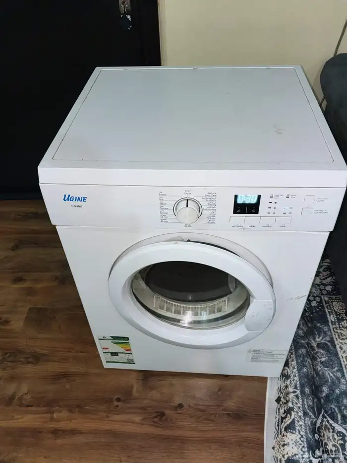 مجففه يوجين تحتاج قفل للباب وعند التشغيل يوجد بها رائحة 0