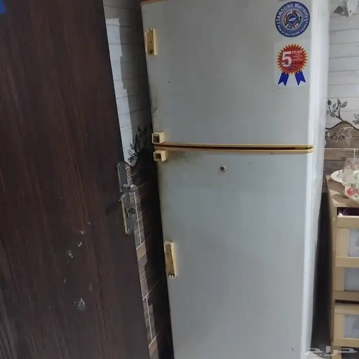 ثلاجه .بوتجاز 5 عيون .أنبوبة غاز مع منظم 0