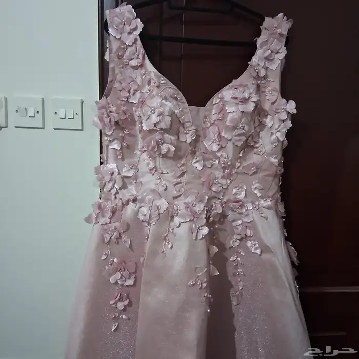 فستان سهره للبيع مدينة جده المقاس 18 السعر 800قابل للتفاوض 1