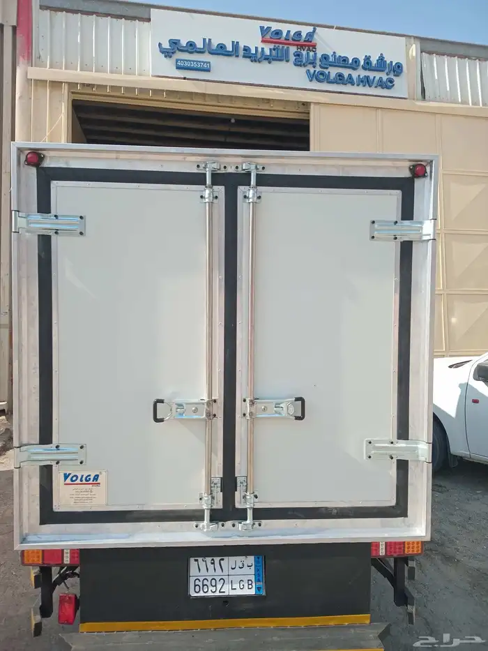 تصنيع وتجهيز صناديق التبريد والتجميد للسيارات والشاحنات 1