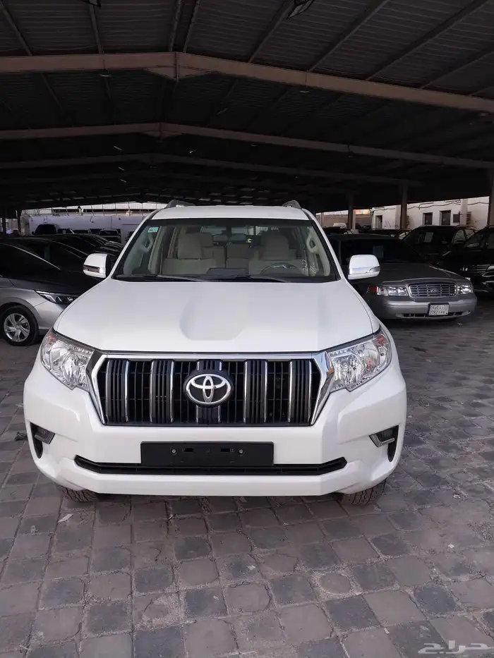 للبيع تويوتا برادو لون ابيض 2023 0