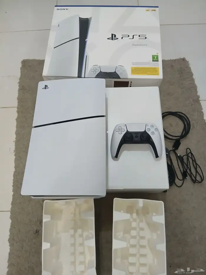 سوني 5 سلم CD شبه جديد بكرتونه 2