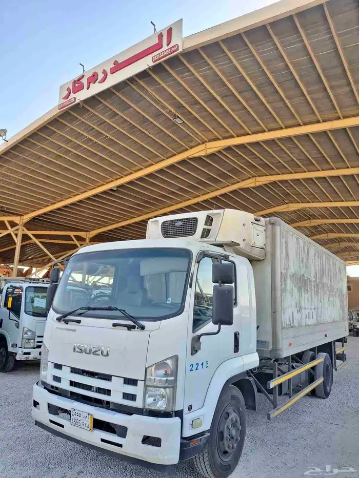 لوري ايسوزو مديل 2016 بدون تيربوا تبريد تجميد 5