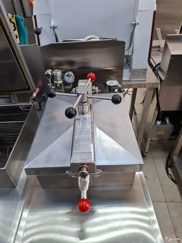 مكينة بروست بروستد مستعمل نظيف جدا 3