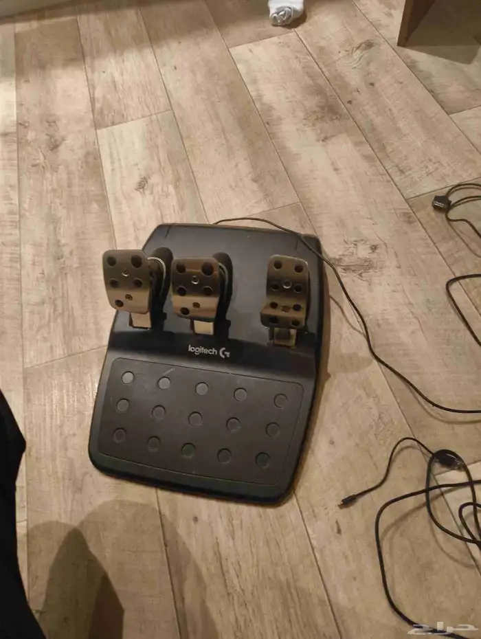طارة او دركسون Logitech G29 1