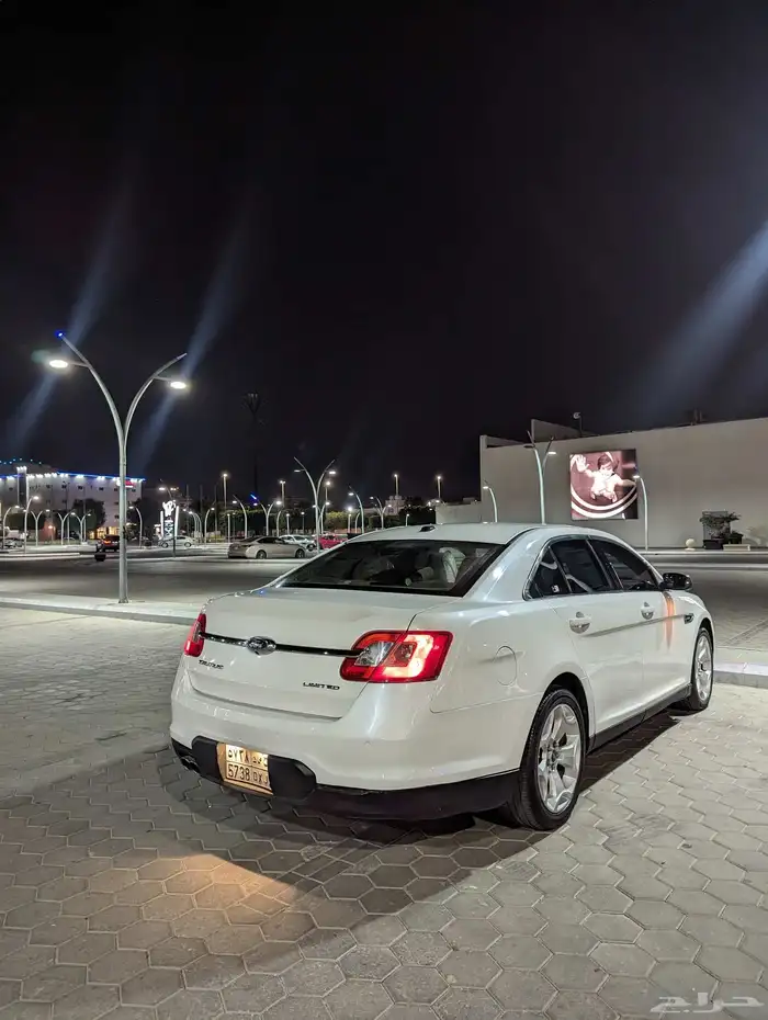 فورد تورس 2011 ليمتد 4