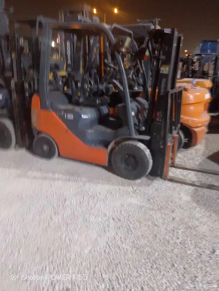 رافعات شوكية فوركلفت رافعه شوكيه للايحار اليومي والشهري 11