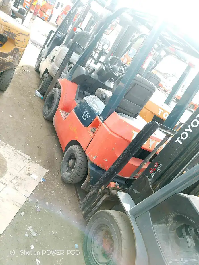 رافعات شوكية فوركلفت رافعه شوكيه للايحار اليومي والشهري 7