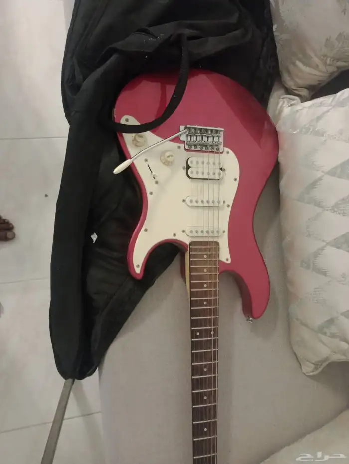 غيتار للبيع 1