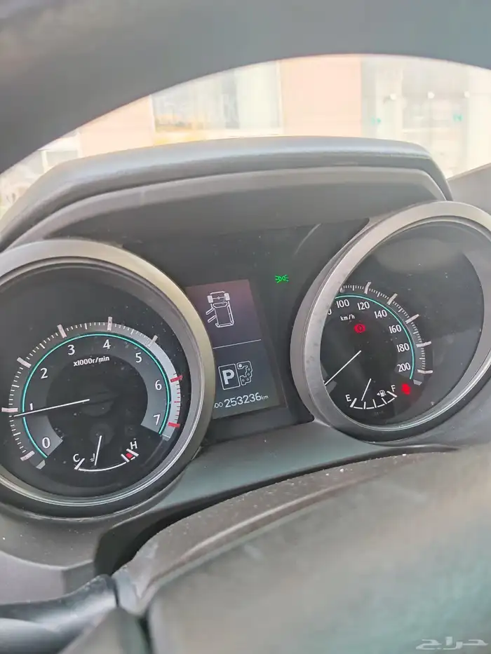 تويوتا برادو 2012 ستة سلندر الساير ممشى قليل 39