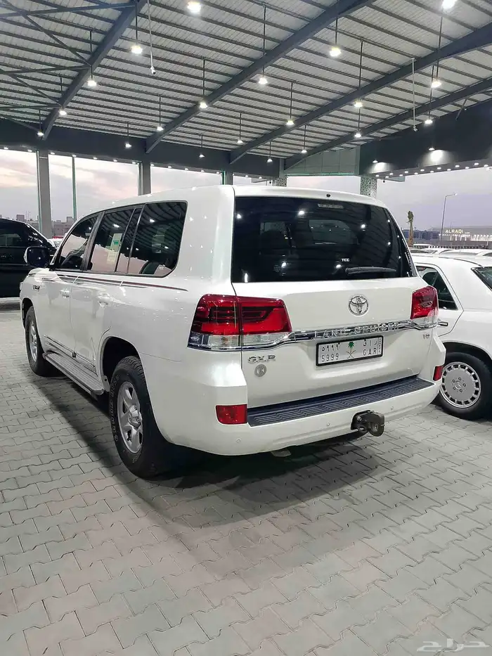 تويوتا GXR V6 موديل 2021 5