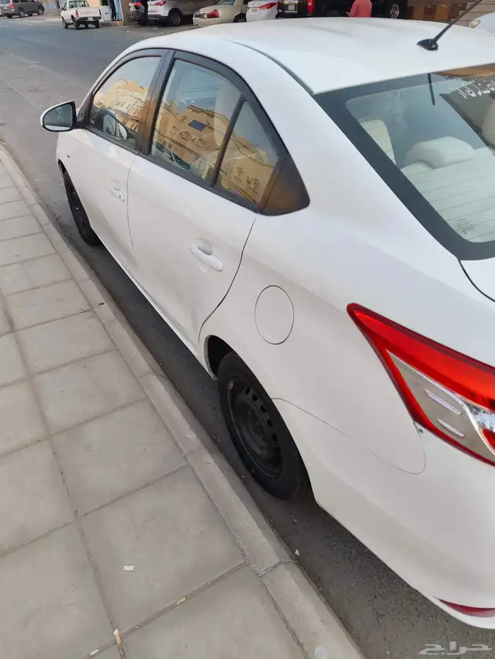 تويوتا يارس موديل 2014 15