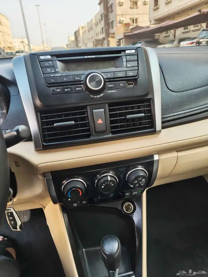 تويوتا يارس موديل 2014 4