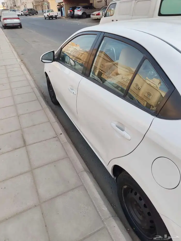 تويوتا يارس موديل 2014 12