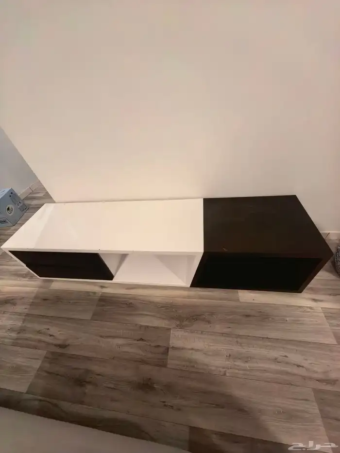 طاولة تلفزيون مترين سراميك وخشب 1