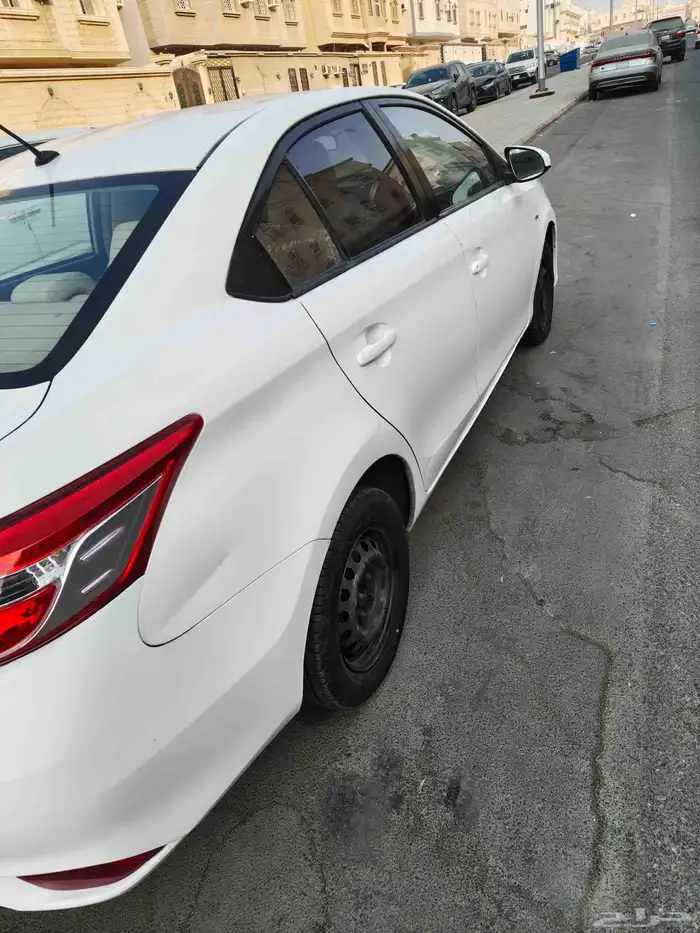 تويوتا يارس موديل 2014 10