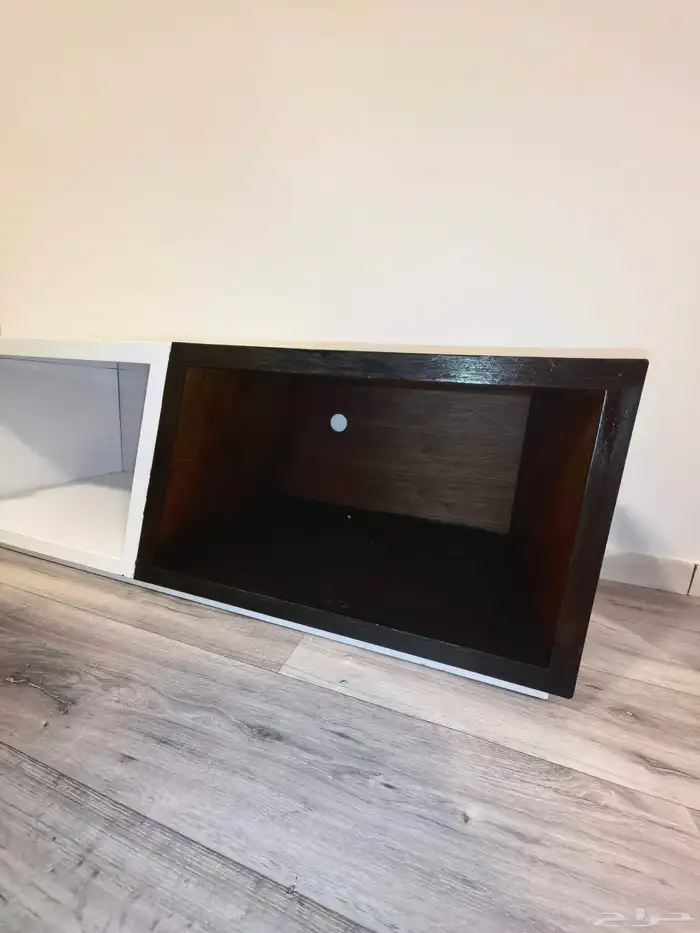 طاولة تلفزيون مترين سراميك وخشب 3