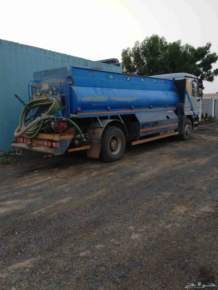 للايجار مع السواق وايت 12 طن تجهيز مشاريع رش تعبية خزانات 0