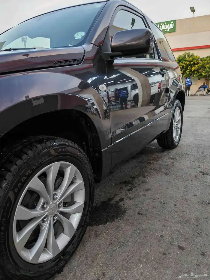 سوزوكي قراند فيتارا باب واحد 2018 4