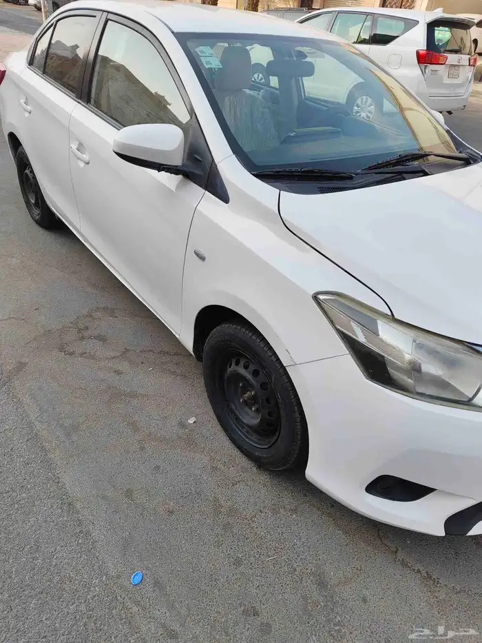 تويوتا يارس موديل 2014 13