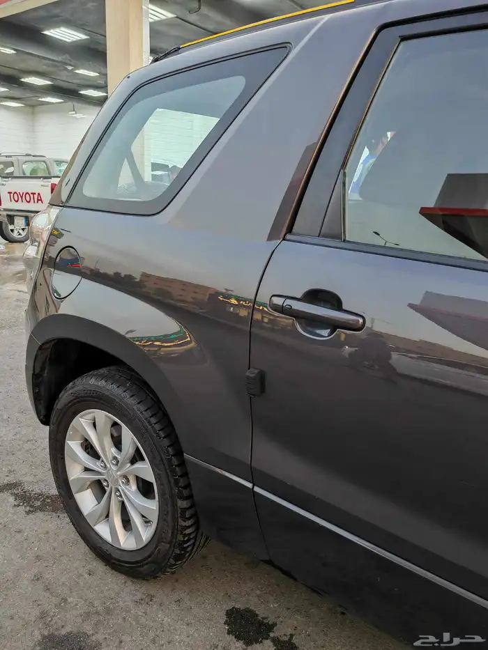 سوزوكي قراند فيتارا باب واحد 2018 7