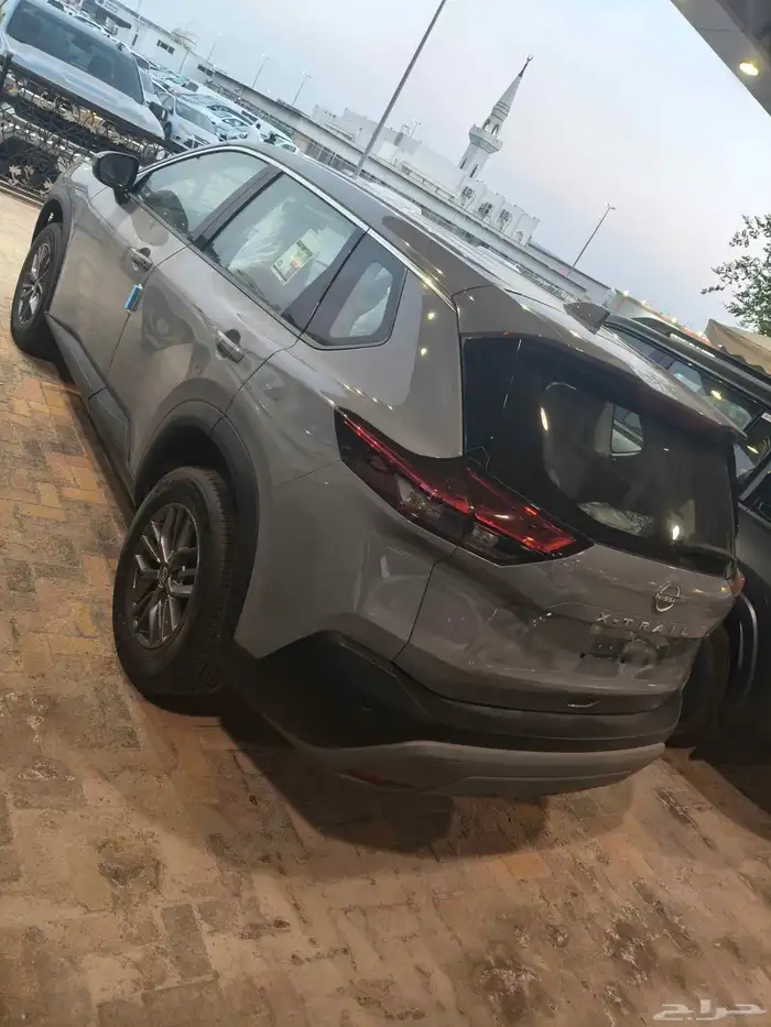 نيسان اكس تريل 5 مقاعد بدون دبل 2025 2