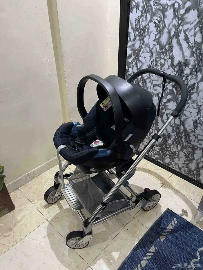 عربيه اطفال وكارسبت طقم من ماماز حالتو ممتازه جدا جدا 1