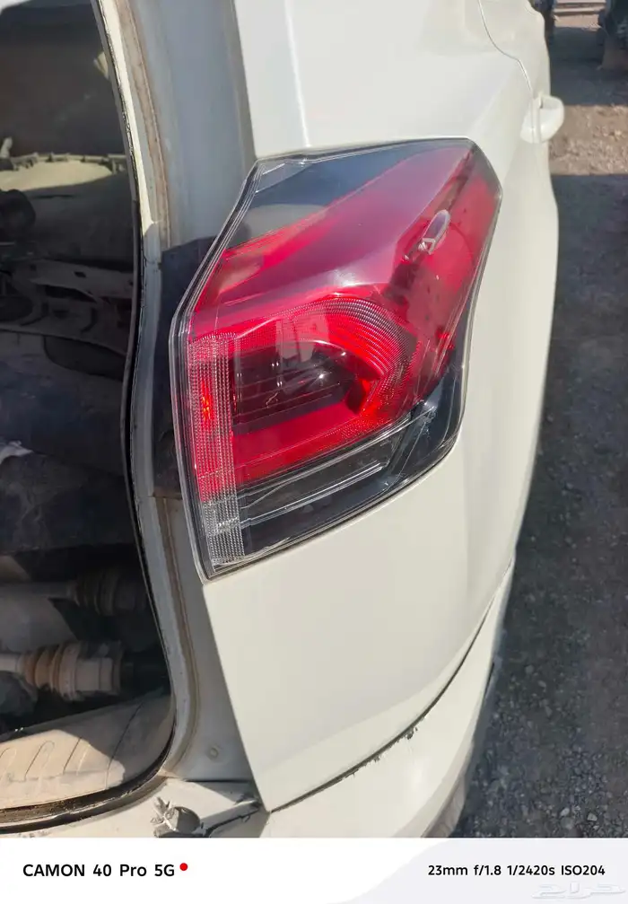 اصطب خلفي يمين رافور 2018 اصلي وكاله على الشرط والضمان 0