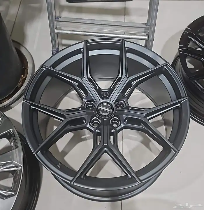 جنط السيارات 4