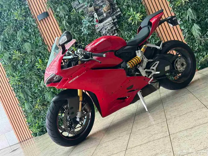دوكاتيDucati 1299s 6