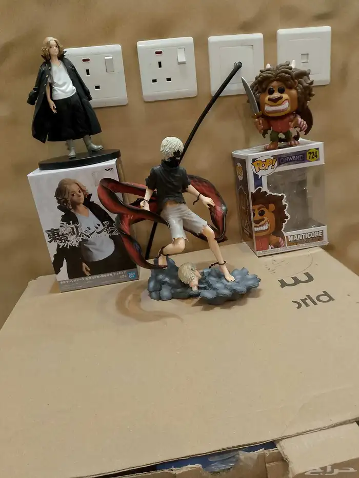 للبيع كميات جدا حلوه وجديده للبيع جمله اكواب كتب مجسمات 7