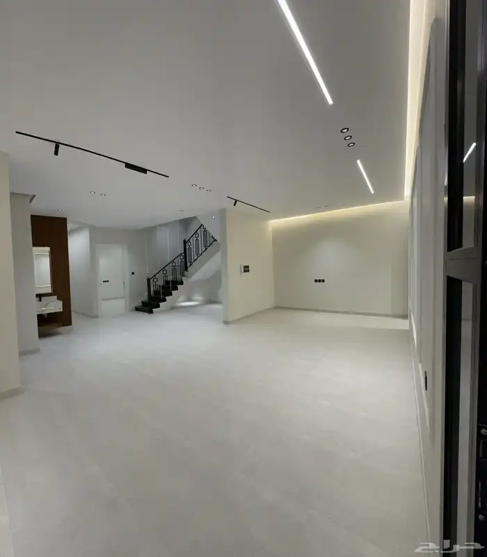 للبيع فيلا في حي الملك عبدالله بالمجمعة 13