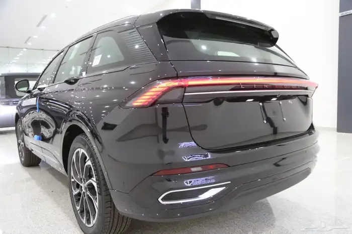 لينكون نوتيلوس 2024 نص فل ب 221950 بالضريبة 5