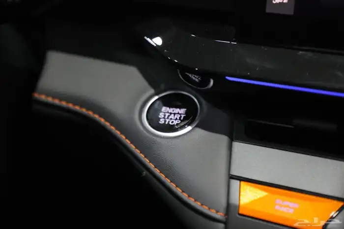 شانجان UNI-V فل كامل سبورت 2.0 2025 شبه الجديد 17