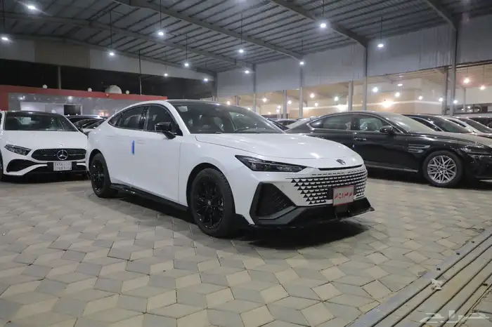 شانجان UNI-V فل كامل سبورت 2.0 2025 شبه الجديد 0