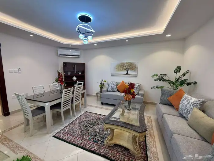 شقة مؤثثة للايجار حي الغدير 9